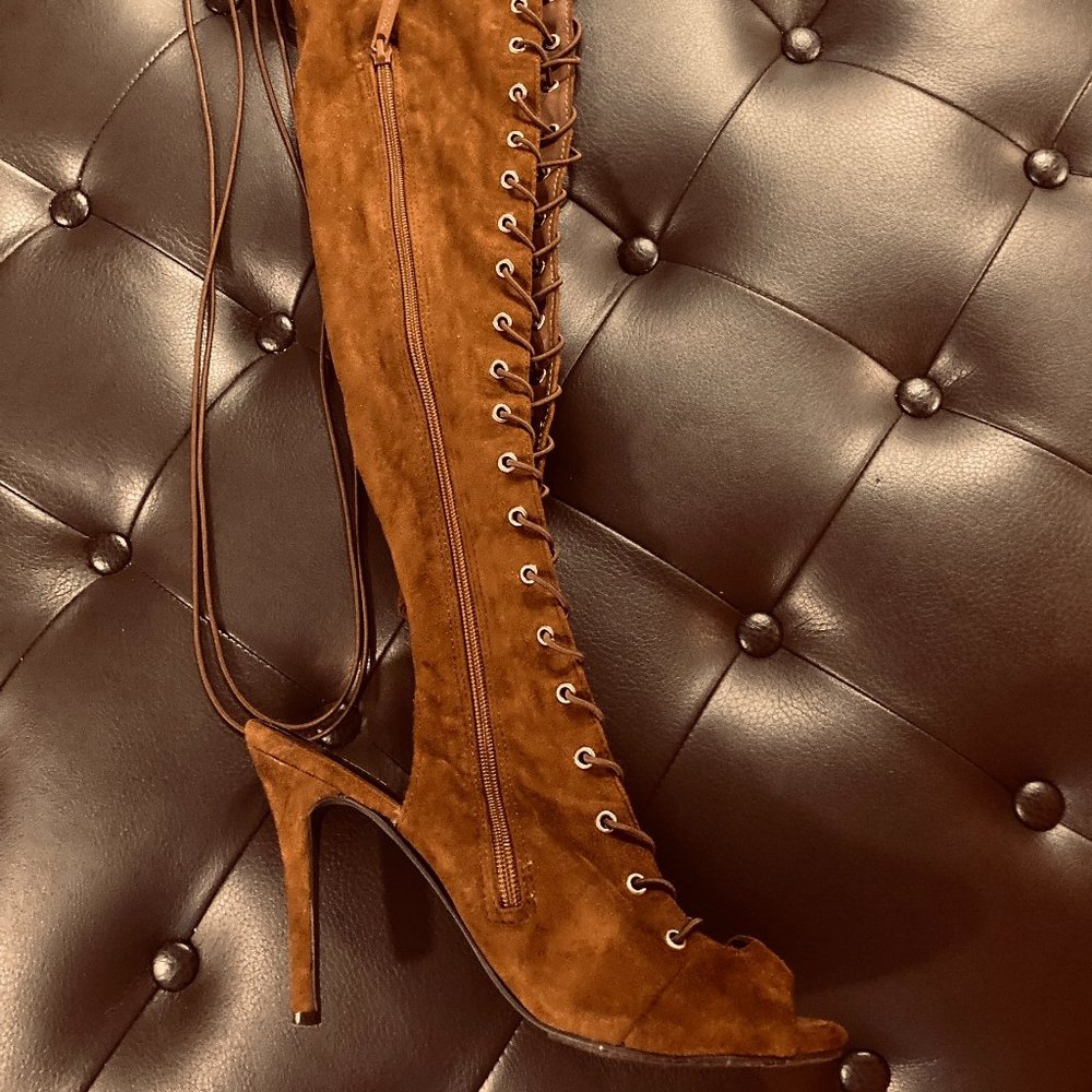 Brown Suede Breckelles Thigh High Lace-Ups Size 10
